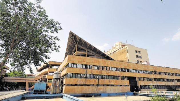 Engineering colleges in the country will no longer be accredited by the National Board of Accreditation (NBA) and the role will be taken over by a new company --IIT Foundation for Accreditation and Assessment (IFAA).(File photo/Agencies)