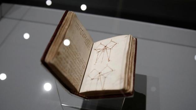 A drawing by Leonardo da Vinci is pictured during a press visit of the "Leonardo da Vinci" exhibition to commemorate the 500-year anniversary of his death at the Louvre Museum in Paris, France. (REUTERS)