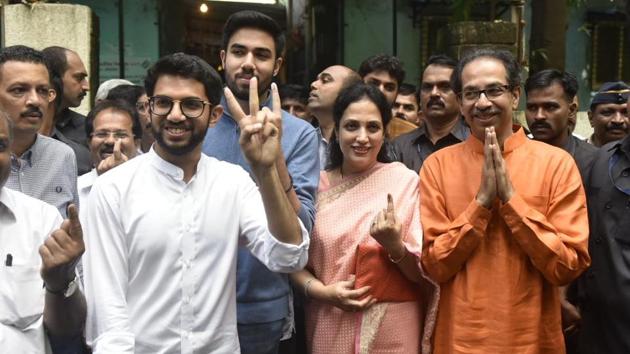 Shiv Sena Chief Uddhav Thackeray along with his wife Rashmi and sons Aditya Thackeray and Tejas Thackeray after casting their votes at a polling station in Bandra (East) in Mumbai. Uddhav Thackeray speaking to media urged people to come out and vote. Aditya Thackeray is contesting elections for the first time. The younger Thackeray is a candidate from Worli constituency. (Kunal Patil / HT Photo)
