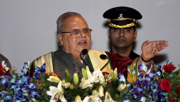 Jammu and Kashmir Governer Satya Pal Malik addressing the seventh convocation of Shri Mata Vaishno Devi University in Katra, on Tuesday. (Nitin Kanotra /HT Photo) Jammu and Kashmir Governer Satya Pal Malik addressing the seventh convocation of Shri Mata Vaishno Devi University in Katra, on Tuesday. (Nitin Kanotra /HT Photo)