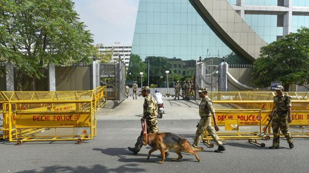 CISF personnel deployed outside the CBI Headquarters in New Delhi. (Photo: PTI) CISF personnel deployed outside the CBI Headquarters in New Delhi. (Photo: PTI)