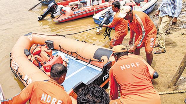 NDRF personnel carry out rescue operations at Godavari river. Image used for representational purpose only.(PTI Photo)