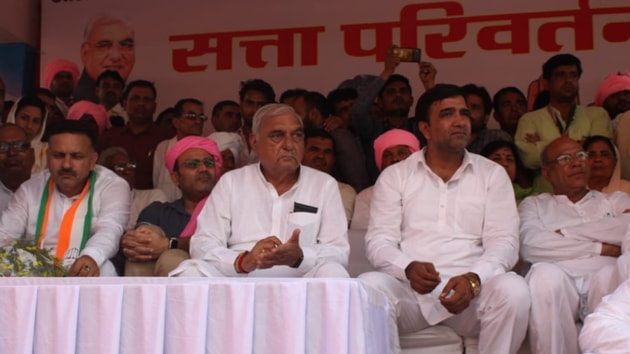 Bhupinder Hooda has called all the newly elected party legislators for a meeting in Delhi, where the party high command will be meeting to discuss the next course of action. (Photo @BhupinderSHooda) Bhupinder Hooda has called all the newly elected party legislators for a meeting in Delhi, where the party high command will be meeting to discuss the next course of action. (Photo @BhupinderSHooda)