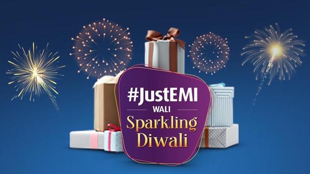 Whether you are looking to upgrade your home or gifting options for your loved ones, the Bajaj Finserv Sparkling Diwali campaign has everything you need available on easy EMIs along with attractive cashback offers, discounts and vouchers.(Bajaj Finserv)