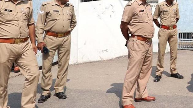 The suspended staff includes sub inspector/post incharge, head constable and two constables. One constable was spared because he was on leave. (HT PHOTO) The suspended staff includes sub inspector/post incharge, head constable and two constables. One constable was spared because he was on leave. (HT PHOTO)