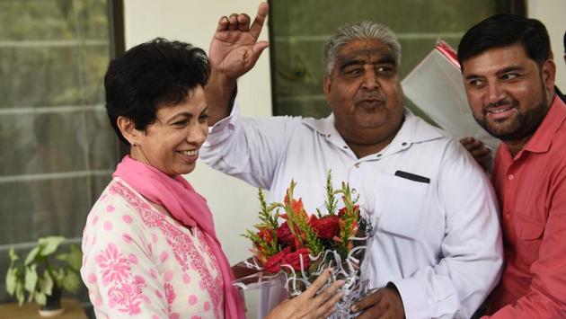 Haryana Pradesh Congress Committee President and Rajya Sabha member Kumari Selja is greeted by party supporters at her residence in New Delhi. The people of Haryana had rejected the ruling BJP and was ready to “embrace a new dawn of justice”, said Selja.  She took over as the state chief last month. (Vipin Kumar / HT Photo) 