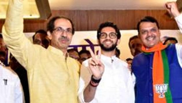 Maharashtra Chief Minister Devendra Fadnavis and Shiv Sena’s Aaditya Thackeray were leading on their respective seats (PTI Photo) Maharashtra Chief Minister Devendra Fadnavis and Shiv Sena’s Aaditya Thackeray were leading on their respective seats (PTI Photo)
