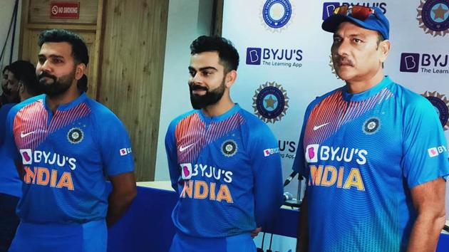 Indian Cricket team skipper Virat Kohli (C), Batsman Rohit Sharma (L) and Head Coach Ravi Shastri (R) poses. (ANI) Indian Cricket team skipper Virat Kohli (C), Batsman Rohit Sharma (L) and Head Coach Ravi Shastri (R) poses. (ANI)