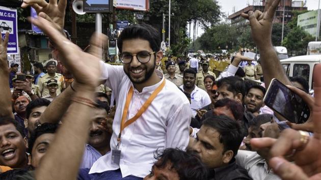 Senior sena party leaders lift Shiv Sena Leader Aditya Thackeray after winning his first assembly election from worli in Mumbai. (HT Photo/Anshuman Poyrekar) Senior sena party leaders lift Shiv Sena Leader Aditya Thackeray after winning his first assembly election from worli in Mumbai. (HT Photo/Anshuman Poyrekar)
