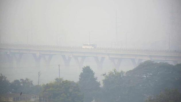 Elsewhere in NCR, primary pollutant PM 10 was recorded at a ‘severe’ 418 in Ghaziabad pictured) at around 9 am on Monday. As per SAFAR, the overall air quality of Noida is at ‘severe’ level and at ‘very poor’ in Gurugram. PM 10 and PM 2.5 were recorded at 638 and 668, respectively, in Noida and 250 and 379 respectively in Gurugram. (Sakib Ali / HT Photo)