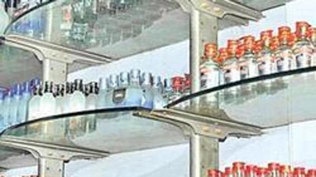 Tamil Nadu's 'corrupt' cash cow TASMAC: How politics & liquor came to form  a potent mix in the state - The Economic Times