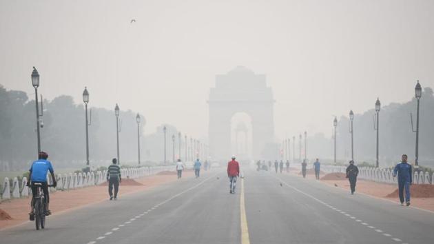 Photos: Air Quality Drops To ‘severe’ In Delhi Post Diwali, Season’s ...