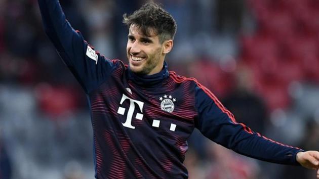 Bayern Munich's Javi Martinez celebrates after the match.(REUTERS)