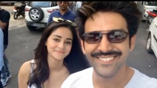 Kartik Aaryan shared a candid video with Ananya Panday to wish her on her 21st birthday.