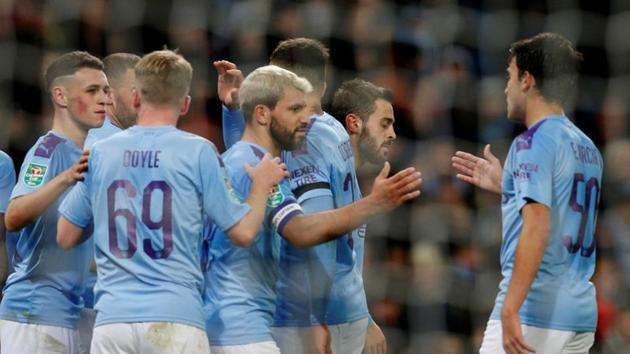 Soccer Football - Carabao Cup - Fourth Round - Manchester City v Southampton - Etihad Stadium, Manchester, Britain - October 29, 2019 Manchester City's Sergio Aguero celebrates scoring their second goal with team mates REUTERS/Andrew Yates(REUTERS)