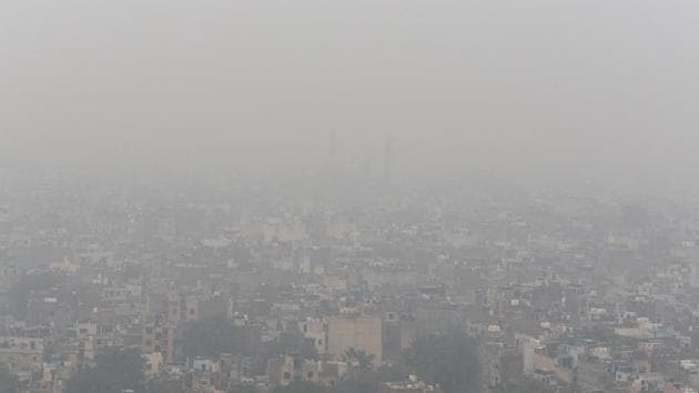 Even though certain pollution curbing measures are already in place in Delhi, Grap stipulates if the air quality continues to be in the ‘severe’ category for 48 hours continuously, more stringent measures such as the implementation of the odd-even road rationing plan. (Sanchit Khanna/HT PHOTO) Even though certain pollution curbing measures are already in place in Delhi, Grap stipulates if the air quality continues to be in the ‘severe’ category for 48 hours continuously, more stringent measures such as the implementation of the odd-even road rationing plan. (Sanchit Khanna/HT PHOTO)