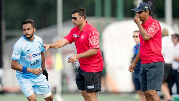 File photo of Harmanpreet Singh and Chris Ciriello during the 2018 Hockey Champions Trophy.(Frank Uijlenbroek)