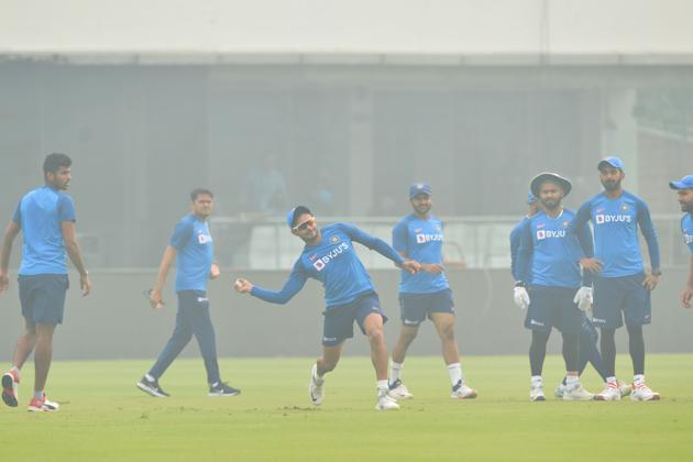 India's Manish Pandey (C) throws a ball during a practice session at Arun Jaitley Cricket Stadium in New Delhi ahead of the first T20 international cricket match between India and Bangladesh. (AFP)