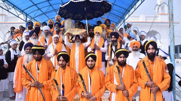 Panj pyara's leading the procession from Gurudwara Rababsar Sahib to Gurudwara Sri Ber Sahib at Sultanpur Lodhi, India, on Friday.(HT PHOTO)