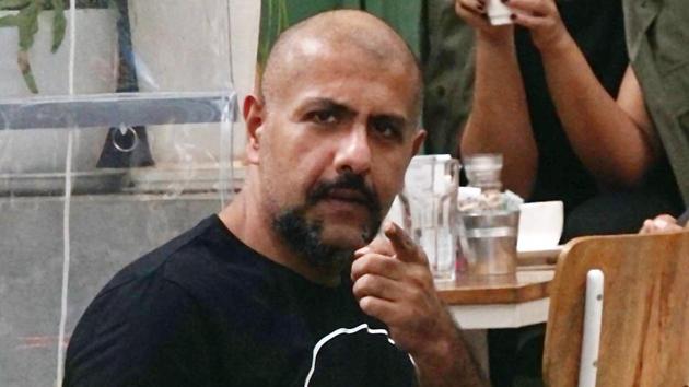 Vishal Dadlani with his friends was spotted at Kitchen Garden, Bandra.(Prodip Guha)