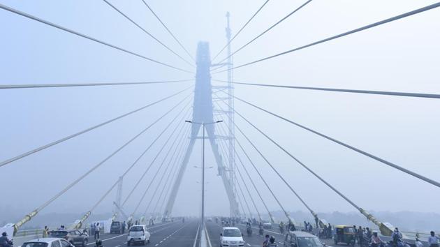 The Signature Bridge connecting Wazirabad and other parts of north Delhi with northeastern parts across the Yamuna was inaugurated for traffic in November last year.(Sanchit Khanna/HT PHOTO)