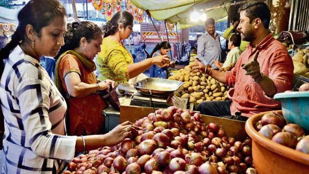 Retail prices of onion, a key kitchen staple, have shot up to Rs 90 to Rs 100 per kg. (HT Photo) Retail prices of onion, a key kitchen staple, have shot up to Rs 90 to Rs 100 per kg. (HT Photo)