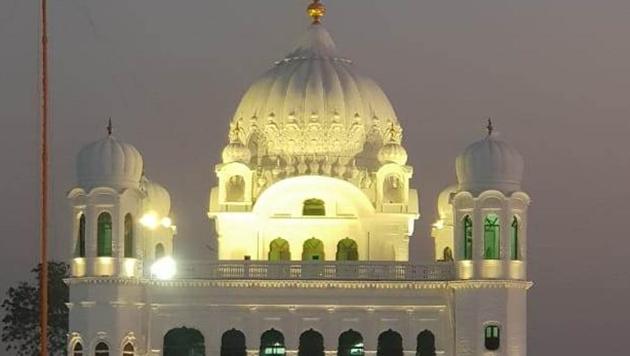 A view of the illuminated Gurudwara Darbar Sahib, at Kartarpur, in Punjab, Pakistan.(HT Photo) A view of the illuminated Gurudwara Darbar Sahib, at Kartarpur, in Punjab, Pakistan.(HT Photo)
