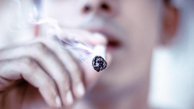 Smokers trying to quit face potent side effects from nicotine withdrawal, including cravings, increased appetite, restlessness, anxiety, irritability, and depression.(Unsplash)