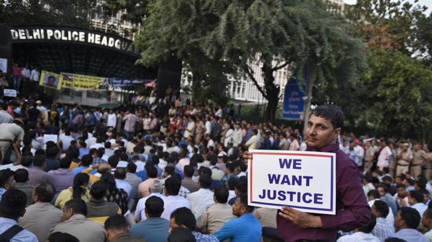 The Union home ministry on Tuesday received a report from the Delhi Police on the clash. It is a factual report in which Delhi Police has detailed the circumstances leading to Saturday’s clash and the action taken after it, a home ministry official said. The Delhi HC sought the response of Bar Council of India and several bar associations of the city on a plea by the Centre seeking clarification of its earlier order. (Burhaan Kinu / HT Photo)