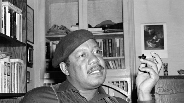 Author Ernest Gaines who wrote ‘The Autobiography of Miss Jane Pittman,’ in his San Francisco home.(AP)