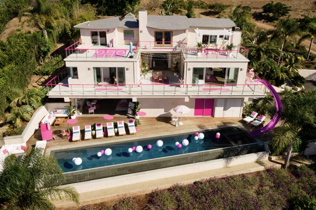 Barbie Dreamhouse in Malibu. (airbnb) 