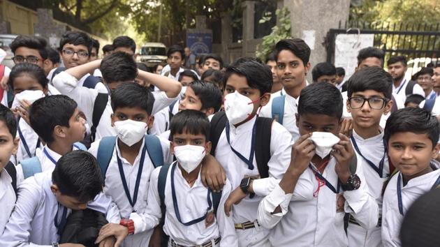 The Delhi government’s claim of a 25 per cent reduction in air pollution levels over the past few years is not true, Greenpeace India said on Thursday (Sonu Mehta/HT PHOTO) The Delhi government’s claim of a 25 per cent reduction in air pollution levels over the past few years is not true, Greenpeace India said on Thursday (Sonu Mehta/HT PHOTO)