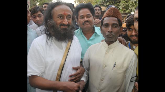 On March 08, 2019, SC constituted a mediation panel with FM Kalifulla as the chairman and comprising spiritual leader Sri Sri Ravi Shankar and senior advocate Sriram Panchu, to mediate in the land title dispute. Though the mediation failed and the court ordered day-to-day hearing of the case from August 06. (Deepak Gupta / HT Archive)