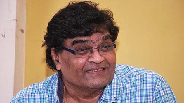 Actor Ashok Saraf received the Pulostav life time achievement award (HT PHOTO) Actor Ashok Saraf received the Pulostav life time achievement award (HT PHOTO)