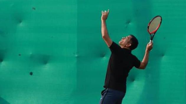 MS Dhoni playing tennis in Ranchi. (CSK/Twitter) MS Dhoni playing tennis in Ranchi. (CSK/Twitter)