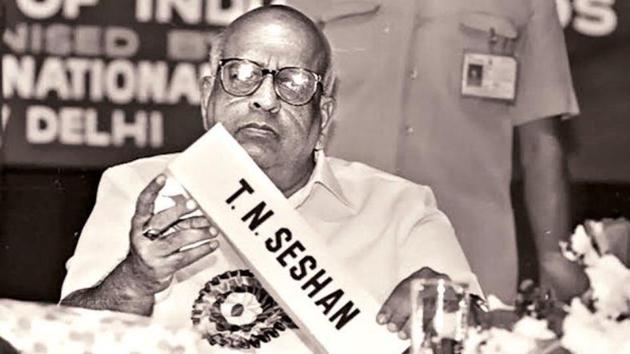 TN Seshan, the former chief election commissioner, died on Sunday at his residence in Chennai. (Satyajeet Tambe/Twitter) TN Seshan, the former chief election commissioner, died on Sunday at his residence in Chennai. (Satyajeet Tambe/Twitter)