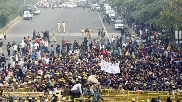 JNU students take part in massive protest against education norm policies at JNU in New Delhi on 11 November 2019. (( Biplov Bhuyan/HT photo)) JNU students take part in massive protest against education norm policies at JNU in New Delhi on 11 November 2019. (( Biplov Bhuyan/HT photo))