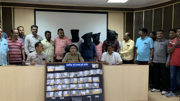 The accused have been identified as Ganesh Dagdu Pawar, 27; Abhijit alias Balu Dilip Chavan, 23; both residents of Sangola in Solapur; Mohsin Hamjekhan Mulani, 25 and Prathamesh Vijay Bhambure, 26, both residents of Kaltfal colony in Atpadi, Sangli (HT PHOTO) The accused have been identified as Ganesh Dagdu Pawar, 27; Abhijit alias Balu Dilip Chavan, 23; both residents of Sangola in Solapur; Mohsin Hamjekhan Mulani, 25 and Prathamesh Vijay Bhambure, 26, both residents of Kaltfal colony in Atpadi, Sangli (HT PHOTO)