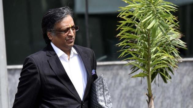 Lawyer Gautam Khaitan, an accused in the Agusta Westland case. The CBI and the ED claim to have found that Khaitan was also involved in laundering Rs 26 crore in the 2008 Embraer-Indian Air Force deal.(HT File Photo)