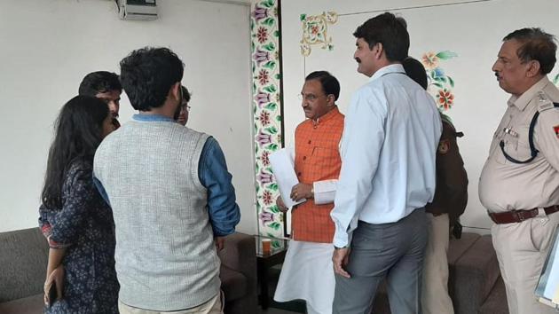 HRD minister Ramesh Pokhriyal Nishank meets with JNU Students’ Union leaders later in the day during protests against fee hike. Besides the fee hike, the hostel manual mentions several rules such as hostel residents not being allowed in another person’s room after 10:30pm, mandatory permission from wardens for nightouts, prohibition of cooking in hostel rooms and a fine of Rs 10,000 for breaching hostel norms. (HT Photo) HRD minister Ramesh Pokhriyal Nishank meets with JNU Students’ Union leaders later in the day during protests against fee hike. Besides the fee hike, the hostel manual mentions several rules such as hostel residents not being allowed in another person’s room after 10:30pm, mandatory permission from wardens for nightouts, prohibition of cooking in hostel rooms and a fine of Rs 10,000 for breaching hostel norms. (HT Photo)