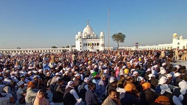 Indian and Pakistani devotees at Gurudwara Darbar Sahib on the occasion of the opening of the Kartarpur corridor, at Kartarpur, Pakistan. (Photo by Sameer Sehgal / Hindustan Times) Indian and Pakistani devotees at Gurudwara Darbar Sahib on the occasion of the opening of the Kartarpur corridor, at Kartarpur, Pakistan. (Photo by Sameer Sehgal / Hindustan Times)