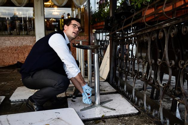 Like many other lifelong Venetians, Rado is defiant, saying he will stay in his beloved city even if the water continues to rise. (REUTERS) Like many other lifelong Venetians, Rado is defiant, saying he will stay in his beloved city even if the water continues to rise. (REUTERS)