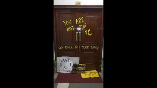 A view of the defaced door to the office of the Vice-Chancellor as part of the student protests against the hostel fee hike and other issues, while the Executive Council meeting was underway somewhere else at the campus, at JNU, in New Delhi. (Vipin Kumar / HT Photo) A view of the defaced door to the office of the Vice-Chancellor as part of the student protests against the hostel fee hike and other issues, while the Executive Council meeting was underway somewhere else at the campus, at JNU, in New Delhi. (Vipin Kumar / HT Photo)