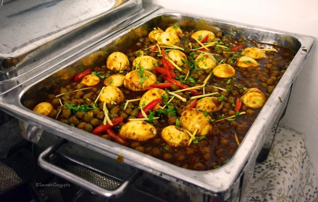At the United Punjab pop-up meals hosted by Sherry Malhotra in Pune, you’ll find Lahori ande chhole, and bharwan karela, but with a filling of minced meat. At the United Punjab pop-up meals hosted by Sherry Malhotra in Pune, you’ll find Lahori ande chhole, and bharwan karela, but with a filling of minced meat.