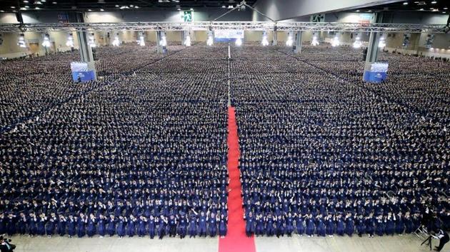 One of the requirements to graduate is to evangelize. Therefore, there are currently at minimum of 100,000 people who are studying the Bible with Shincheonji. One of the requirements to graduate is to evangelize. Therefore, there are currently at minimum of 100,000 people who are studying the Bible with Shincheonji.