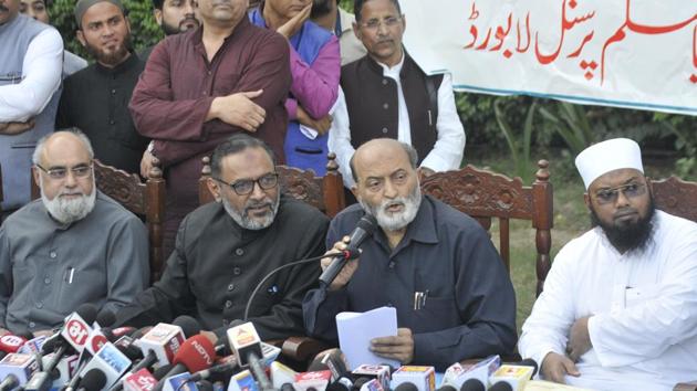 All India Muslim Personal Law Board (AIMPLB) secretary Zafaryab Jilani addresses a press conference in Lucknow, Uttar Pradesh on Sunday. (Photo: Deepak Gupta/ Hindustan Times) All India Muslim Personal Law Board (AIMPLB) secretary Zafaryab Jilani addresses a press conference in Lucknow, Uttar Pradesh on Sunday. (Photo: Deepak Gupta/ Hindustan Times)
