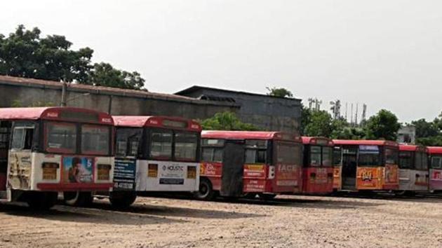 The strike by the employees of the Telangana State Road Transport Corporation (TSRTC) has been going on for 45 days. (ANI PHOTO.) The strike by the employees of the Telangana State Road Transport Corporation (TSRTC) has been going on for 45 days. (ANI PHOTO.)