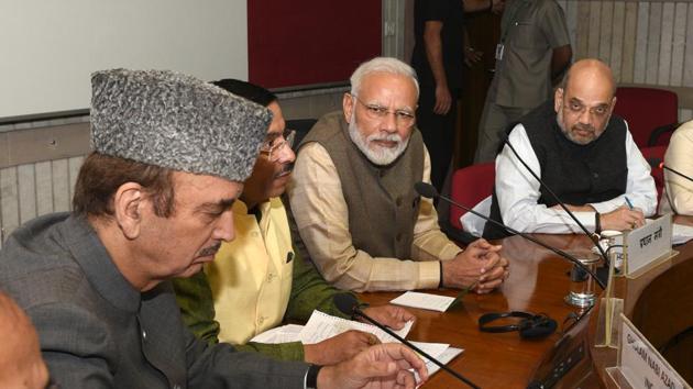 In his opening remarks, the Prime Minister raised one of his favourite issues—the importance of attendance. (Arvind Yadav/HT PHOTO) In his opening remarks, the Prime Minister raised one of his favourite issues—the importance of attendance. (Arvind Yadav/HT PHOTO)