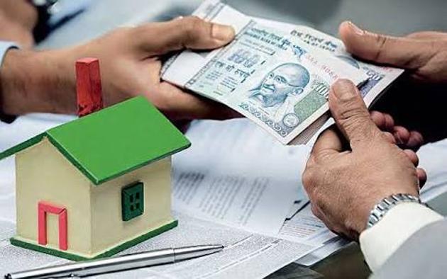 The civic body has issued notices to at least 12,000 tax defaulters, giving warnings of sealing property if they failed to respond (HT FILE) The civic body has issued notices to at least 12,000 tax defaulters, giving warnings of sealing property if they failed to respond (HT FILE)