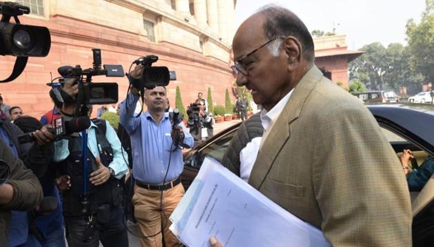 NCP chief Sharad Pawar arrives in Parliament on Wednesday. He is slated to meet PM Narendra Modi later in the day. (Vipin Kumar/HT photo) NCP chief Sharad Pawar arrives in Parliament on Wednesday. He is slated to meet PM Narendra Modi later in the day. (Vipin Kumar/HT photo)